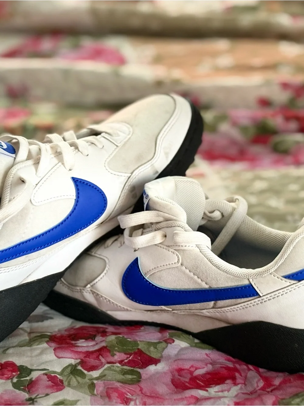 Nike Terra Manta GS (Big Kids) in size 4Y